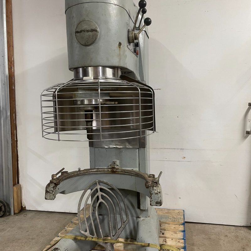 Hobart V1401 Mixer With Paddle Attachment