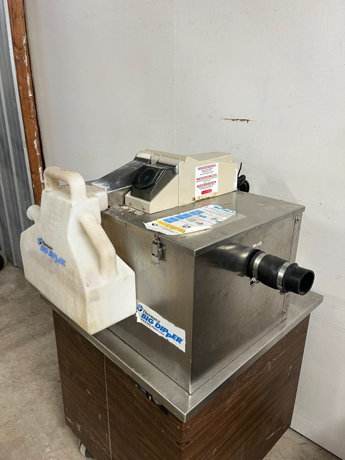 Thermaco W-250-IS Big Dipper Grease Trap - Image 4