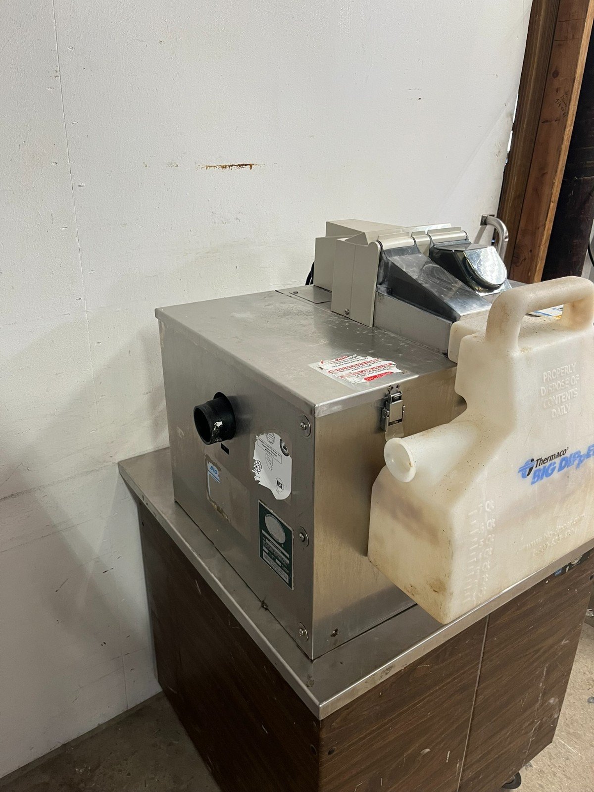 Thermaco W-250-IS Big Dipper Grease Trap - Image 5