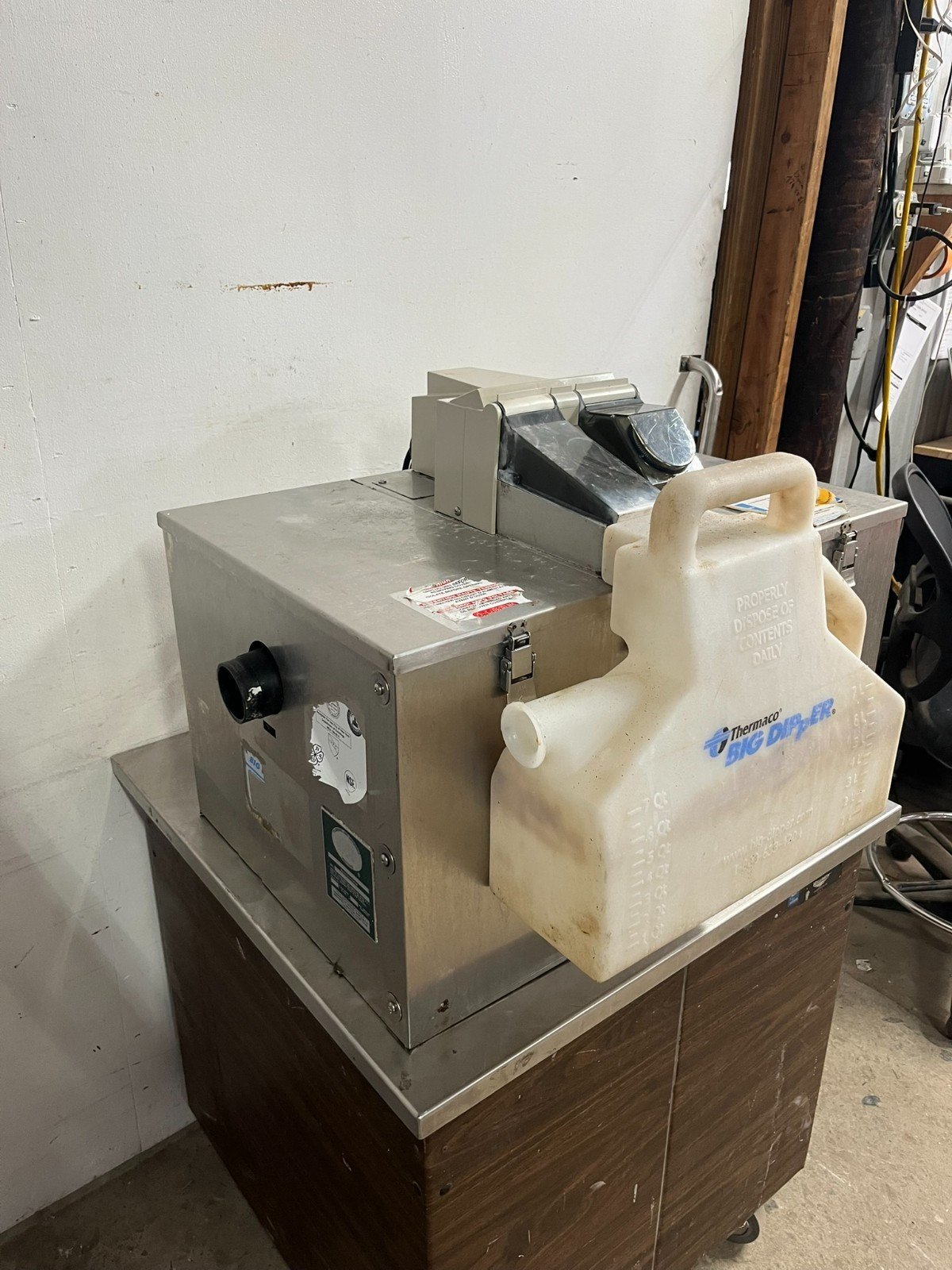 Thermaco W-250-IS Big Dipper Grease Trap - Image 6