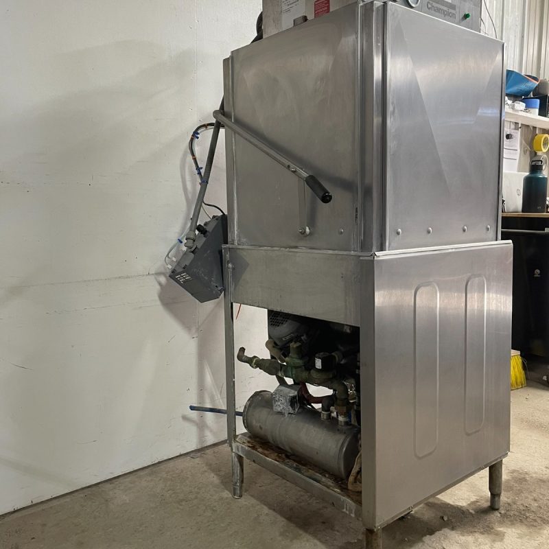 Champion DH2000 High Temp Door Type Dishwasher - Image 6