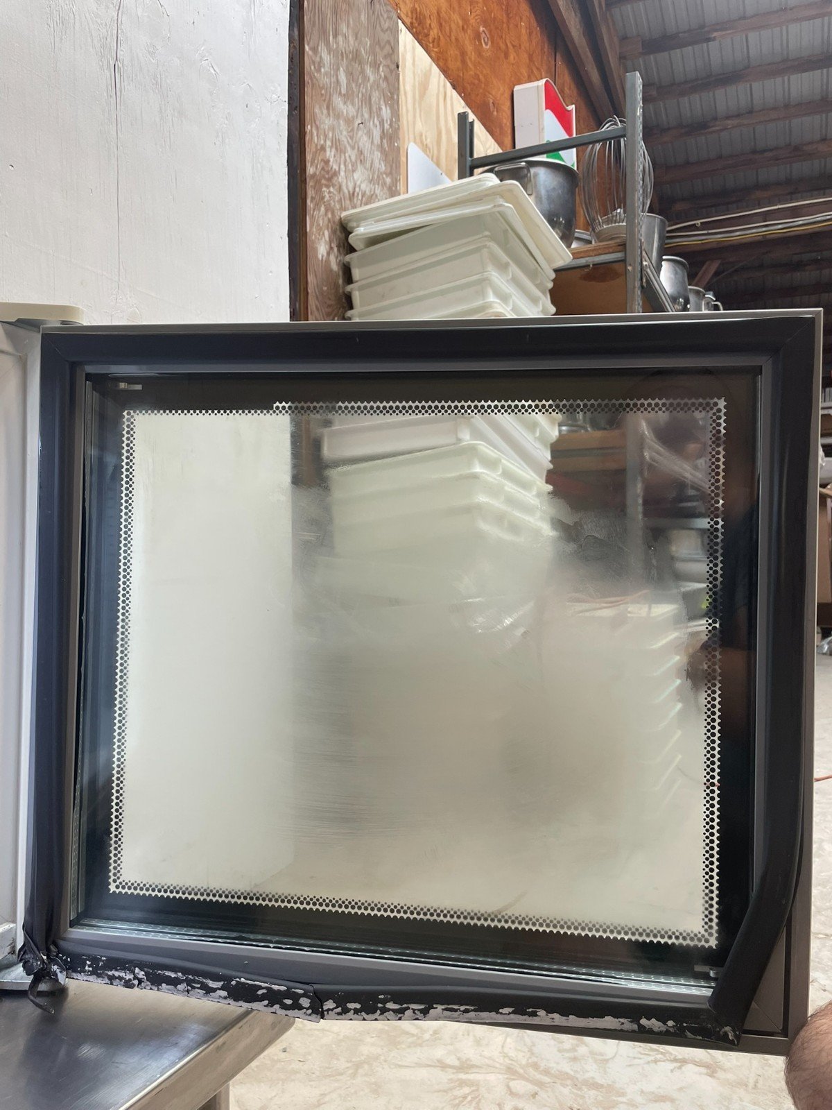 Maxx Cold MXM1-2F Countertop Glass Door Display Freezer - Image 8