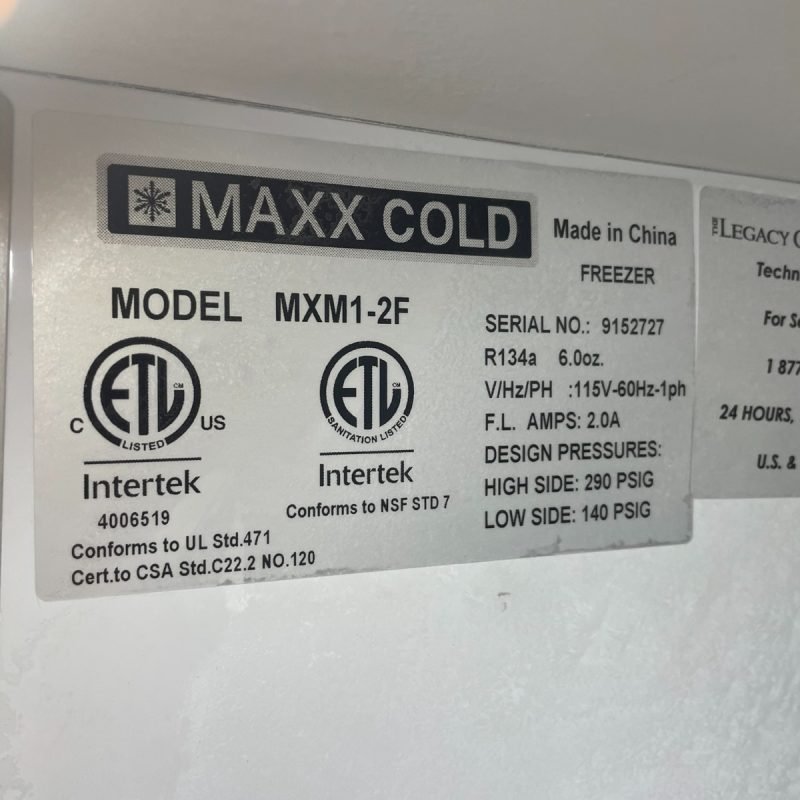 Maxx Cold MXM1-2F Countertop Glass Door Display Freezer - Image 10