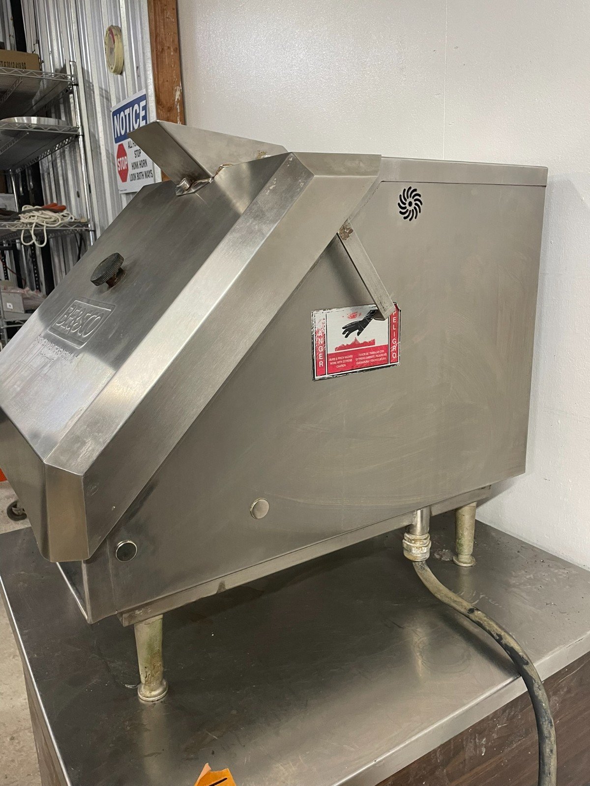 Besco # 12 Commercial Tortilla/Wedge Press - Image 13