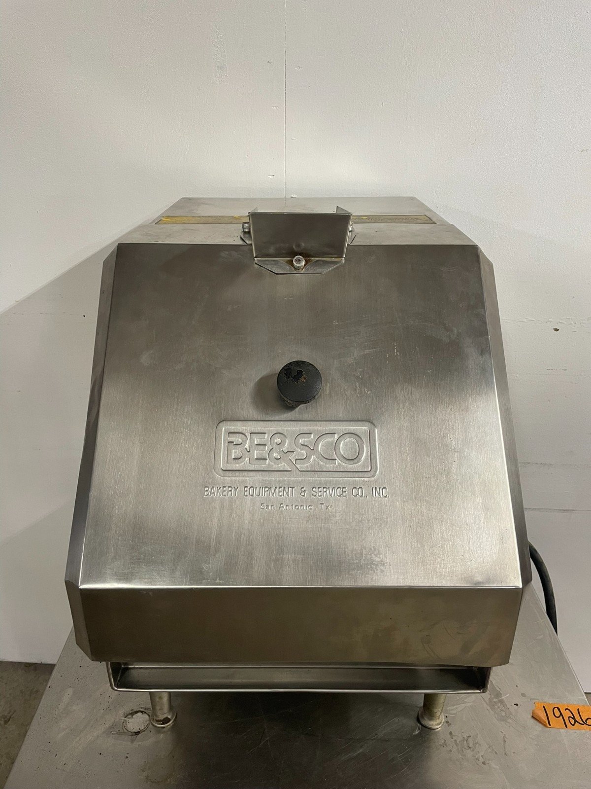 Besco # 12 Commercial Tortilla/Wedge Press