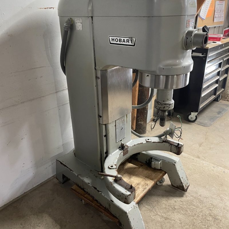 Hobart L800 80 Quart Mixer with Bowl and Attachments - Image 5