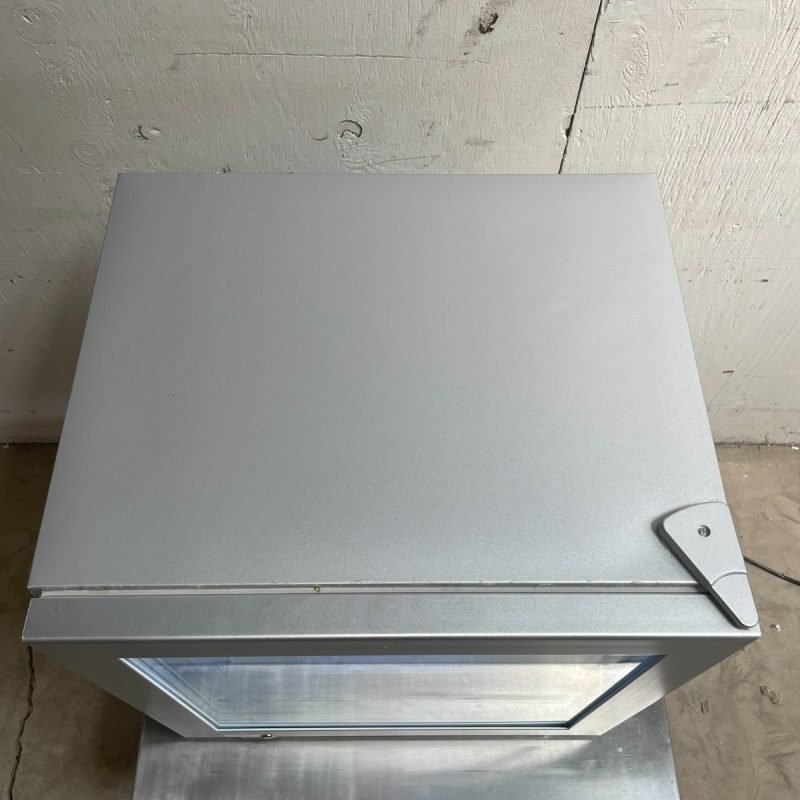 Summit SCFU386 Countertop Glass Door Display Freezer - Image 6