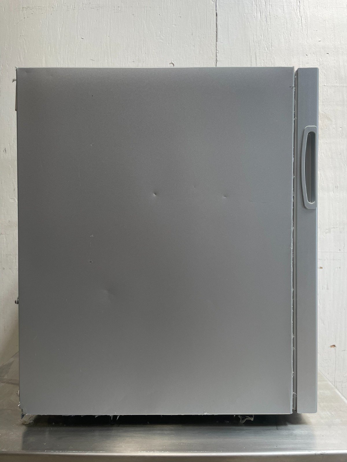 Summit SCFU386 Countertop Glass Door Display Freezer - Image 10