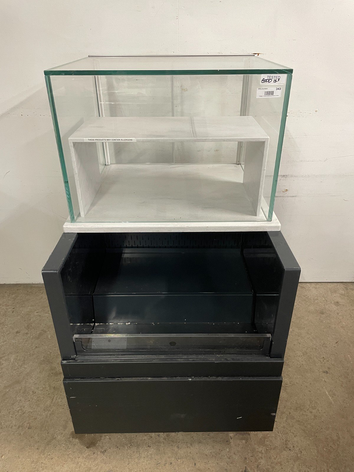 28" Structural Concepts SBZ2852DR Refrigerated Glass Display Case