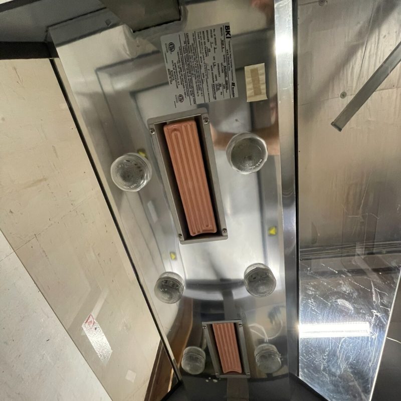 BKI MM-4 Heated Merchandiser Display - Image 22