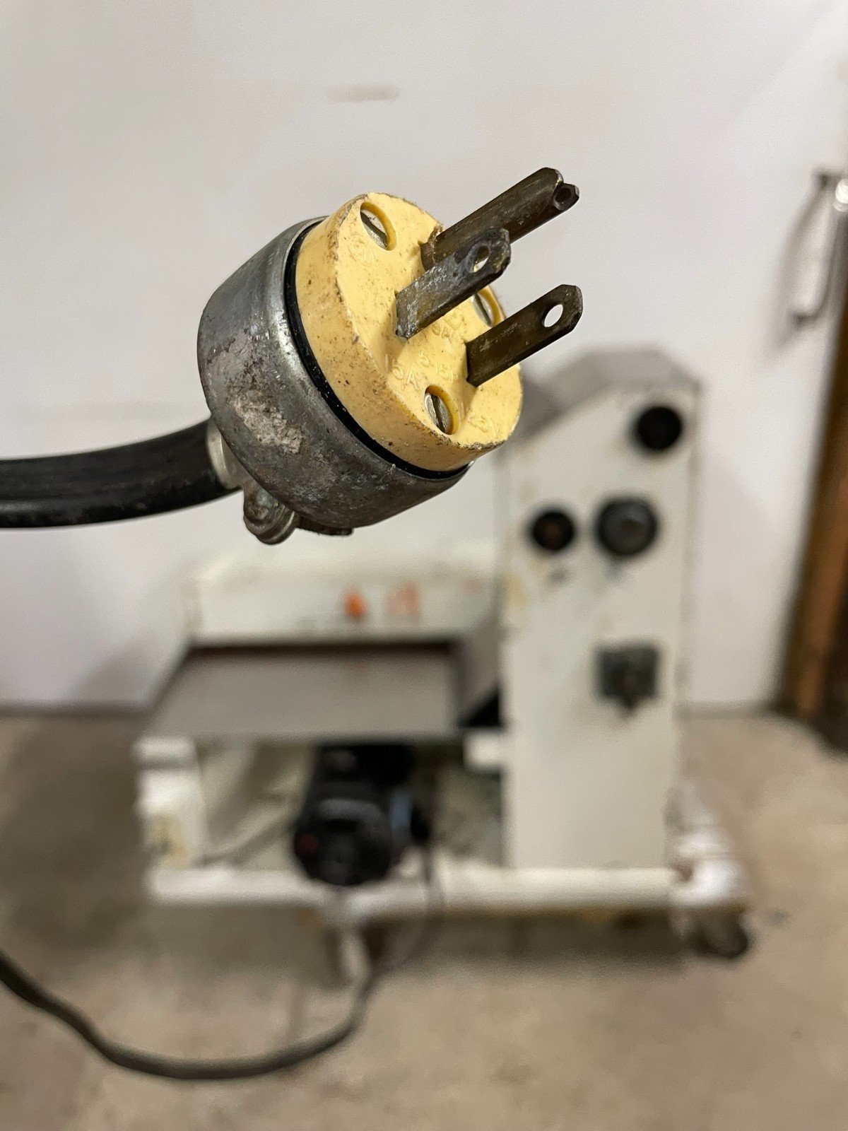 Acme Countertop Double Pass Dough Roller Sheeter - Image 12
