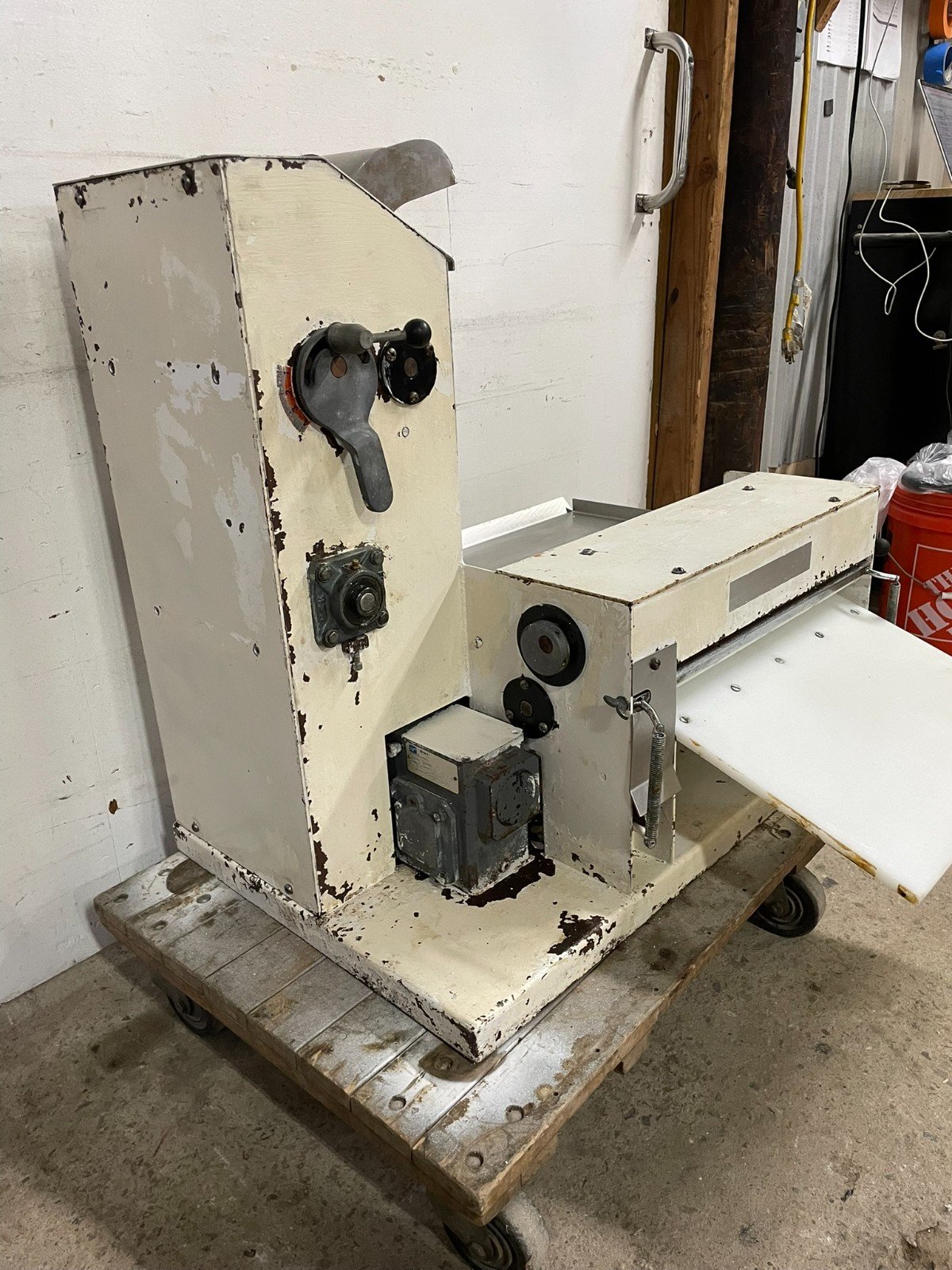 Acme Countertop Double Pass Dough Roller Sheeter - Image 7