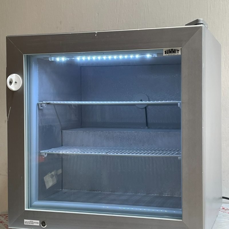 Summit SCFU386 Countertop Glass Door Display Freezer