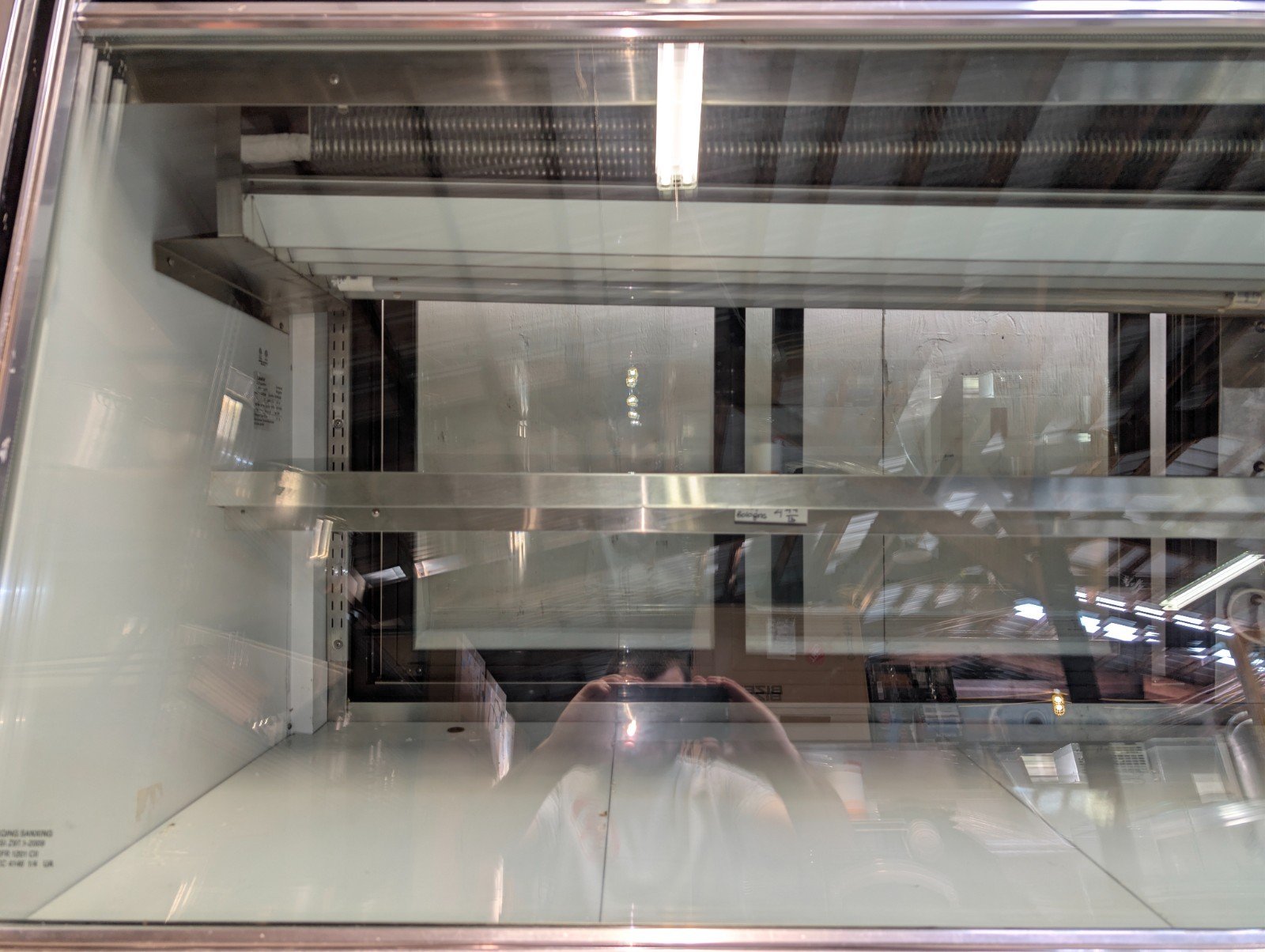 2019 Leader ERCD48 118" Commercial Refrigerator Display Case - Image 13