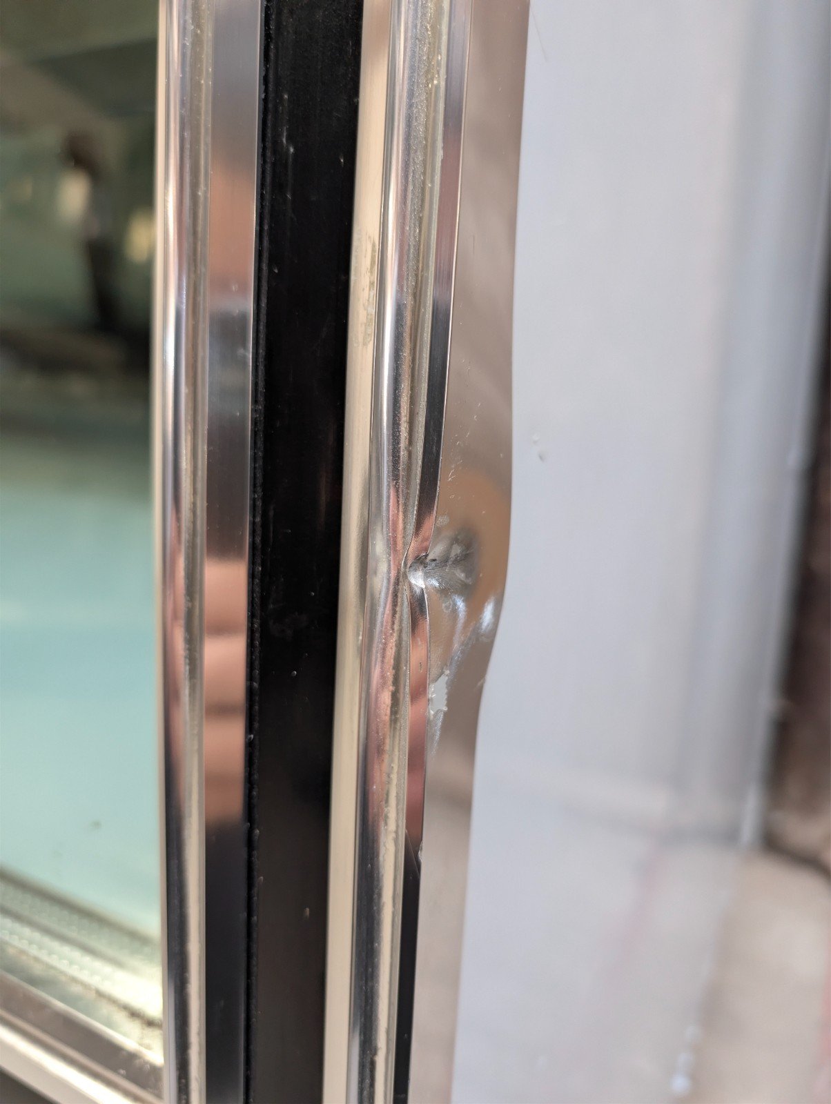 2019 Leader ERCD48 118" Commercial Refrigerator Display Case - Image 5
