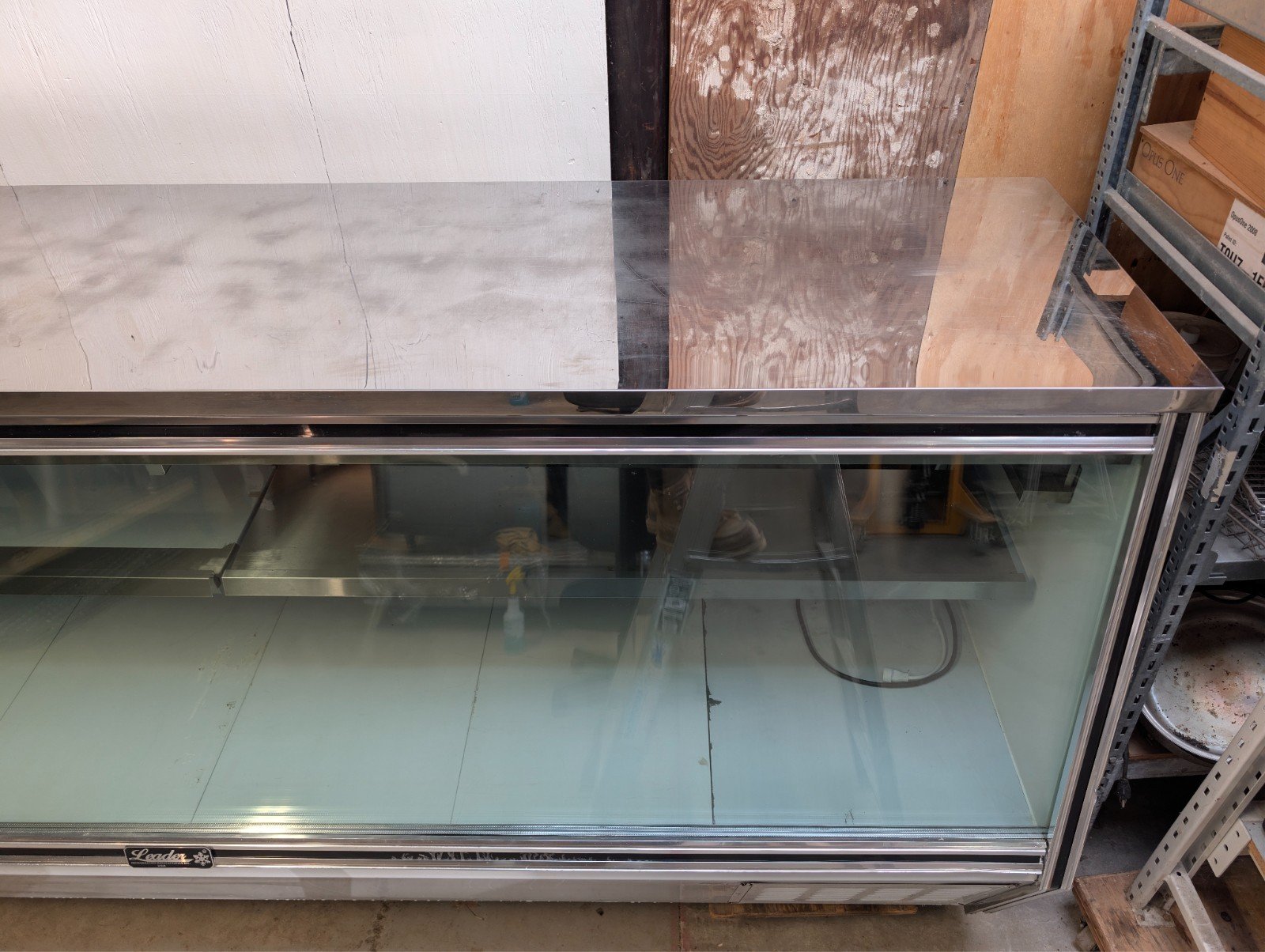 2019 Leader ERCD48 118" Commercial Refrigerator Display Case - Image 9