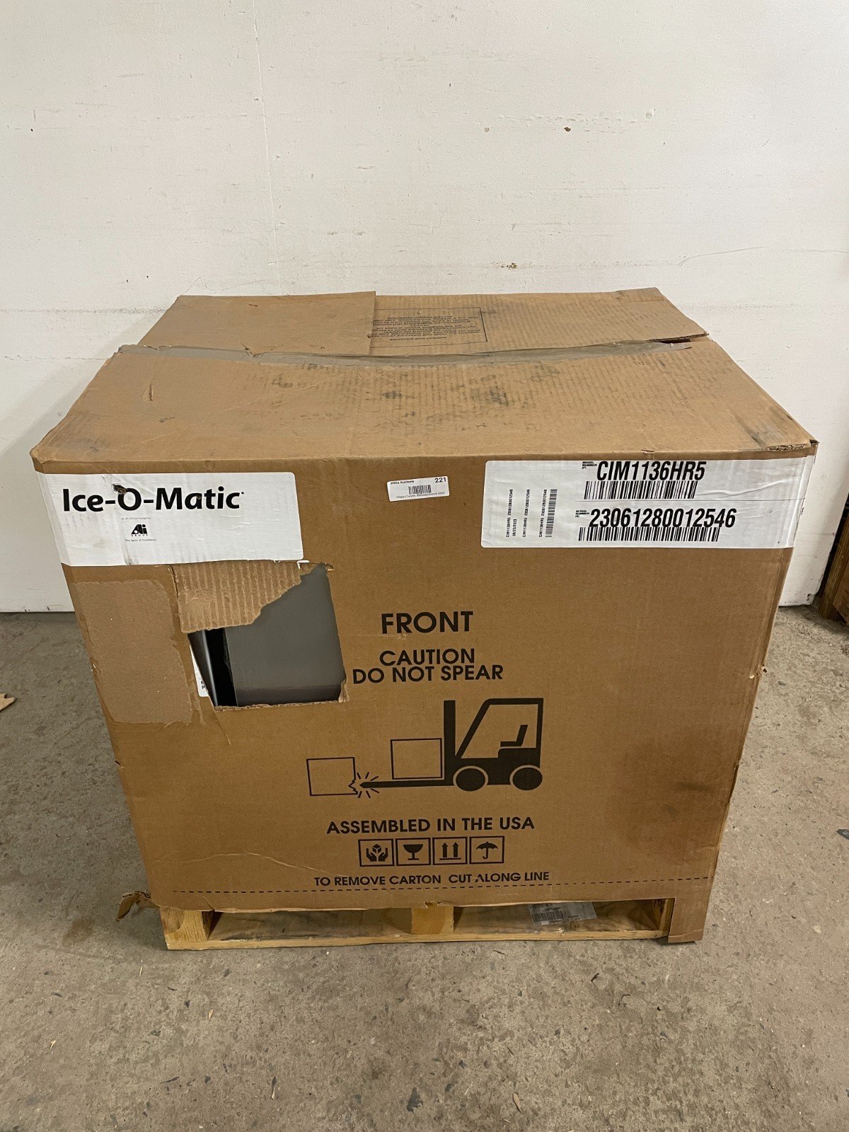 New 2023 Ice-O-Matic CIM1136HR5 30" Remote Cooled Ice Machine Head - Image 4