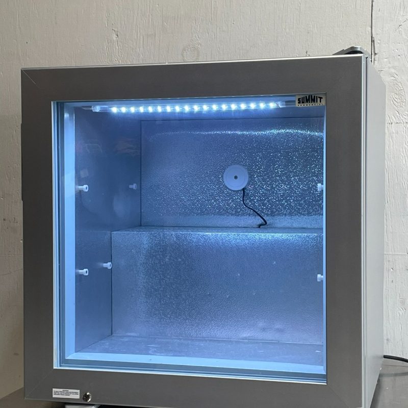 Summit SCFU386 Countertop Glass Door Display Freezer