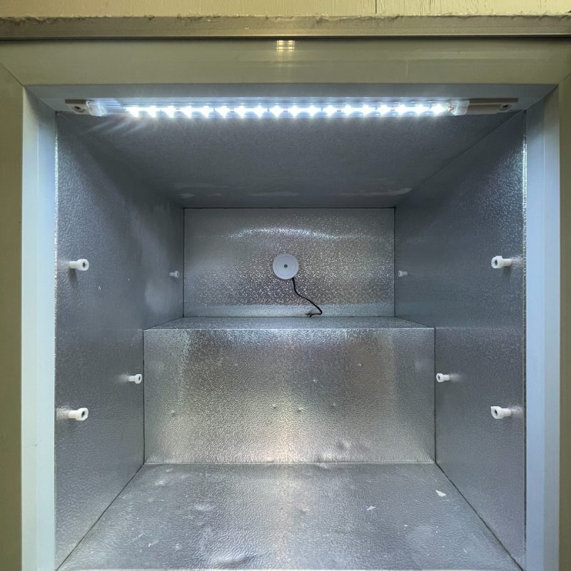 Summit SCFU386 Countertop Glass Door Display Freezer - Image 10