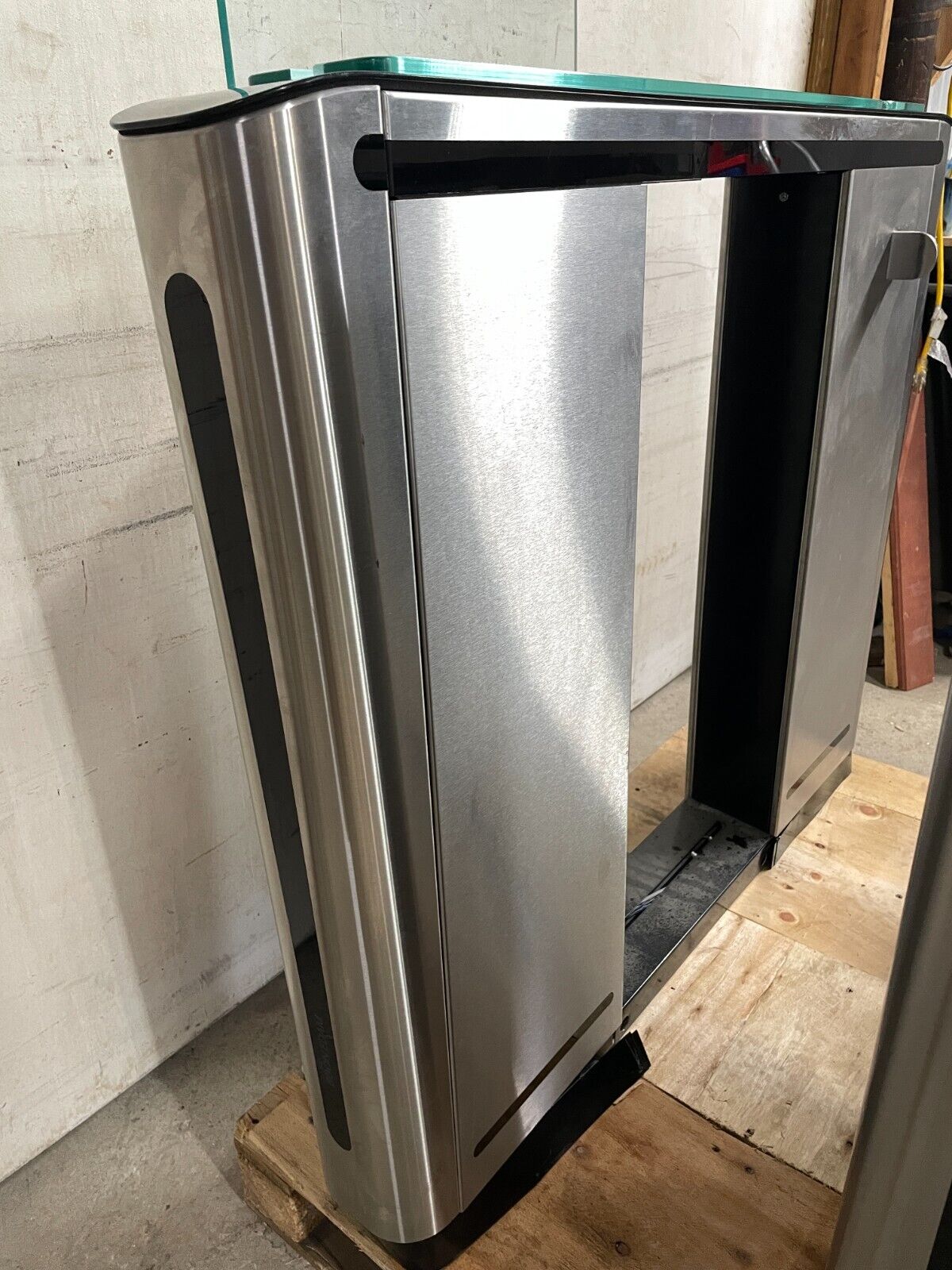 Boon Speed Lane Compact Optical Turnstile with Tall Glass - New - Image 11