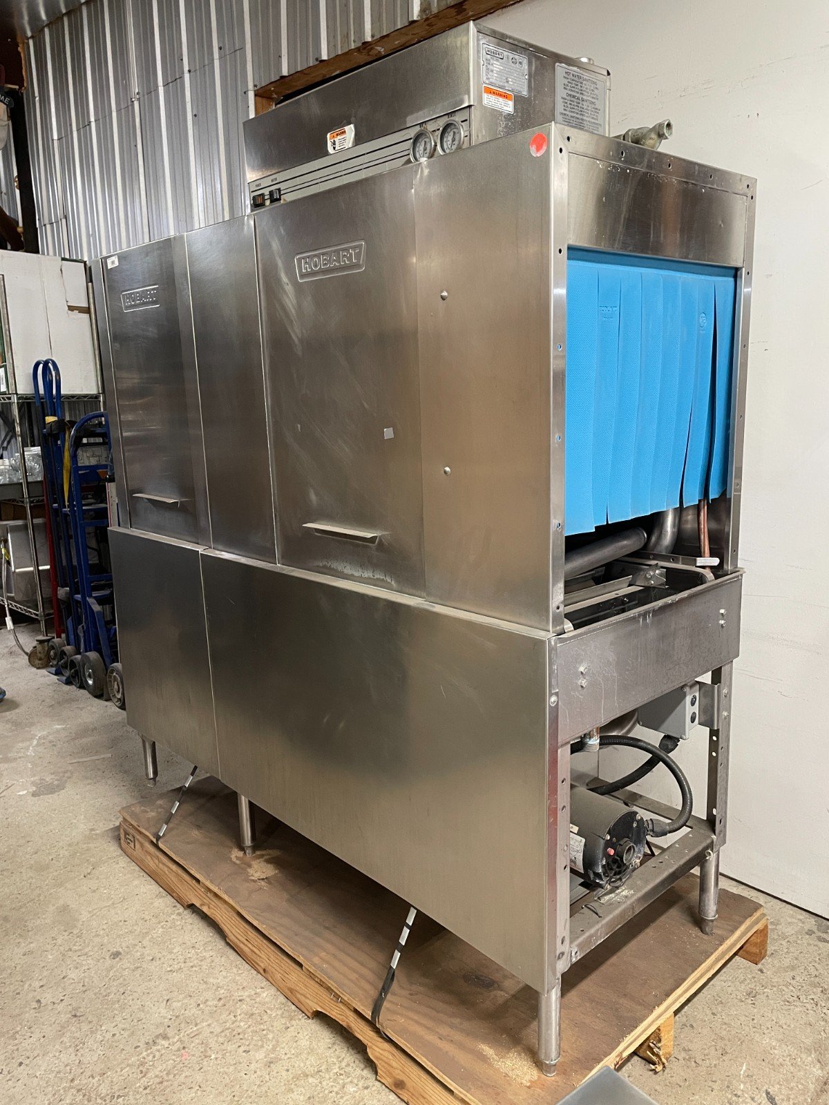 Hobart CRS66A Conveyor Dishwasher - Image 4