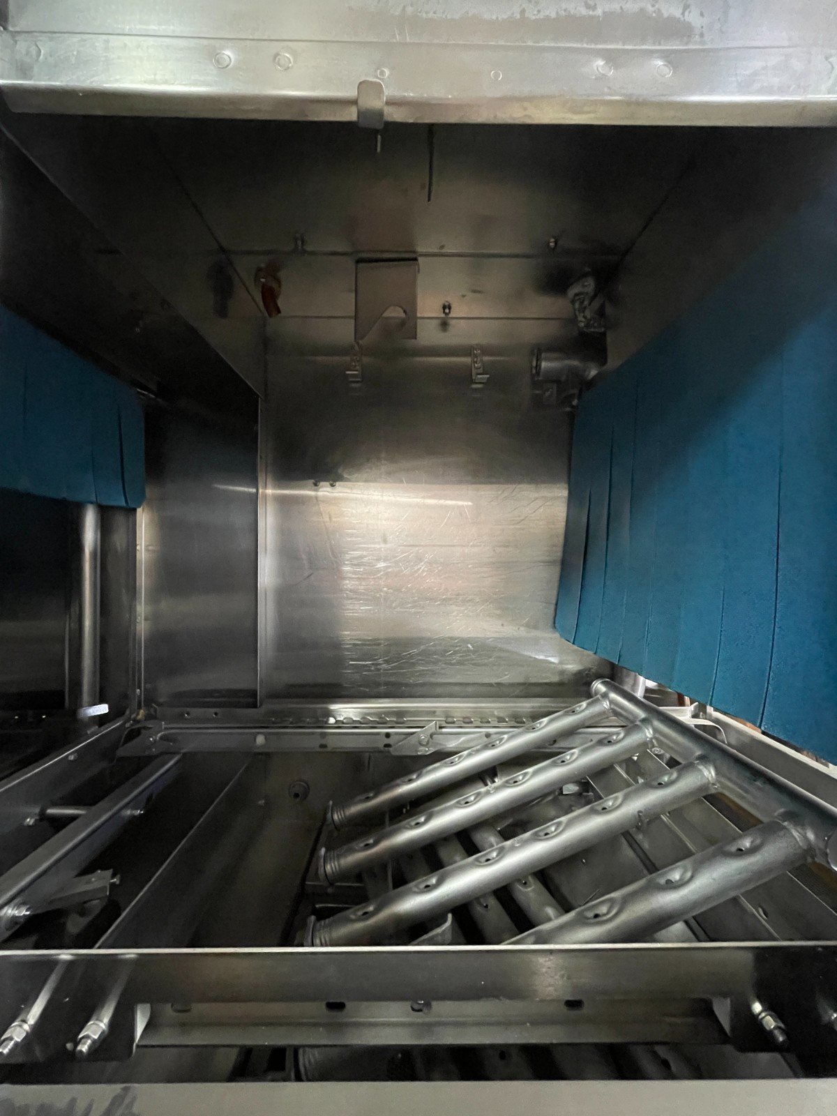 Hobart CRS66A Conveyor Dishwasher - Image 6