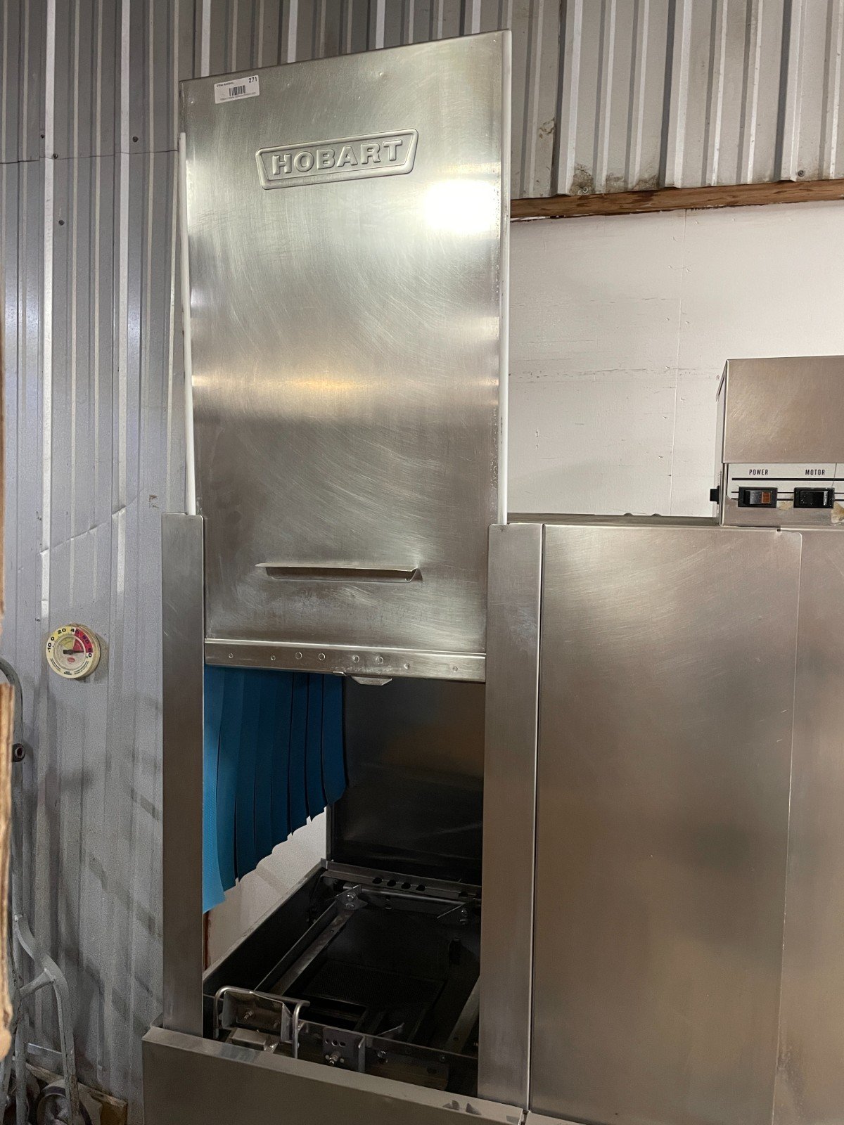 Hobart CRS66A Conveyor Dishwasher - Image 7