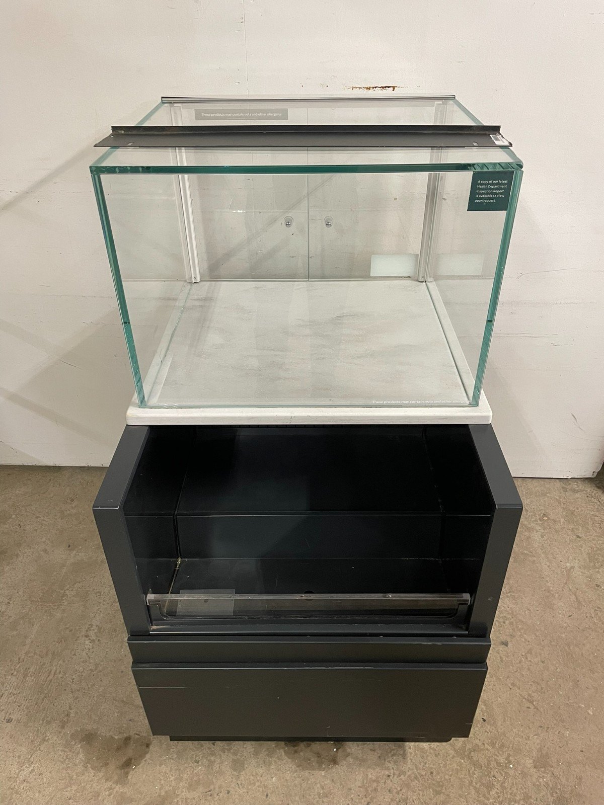 Structural Concept SBZ2852DR 28" Glass Top Display Case
