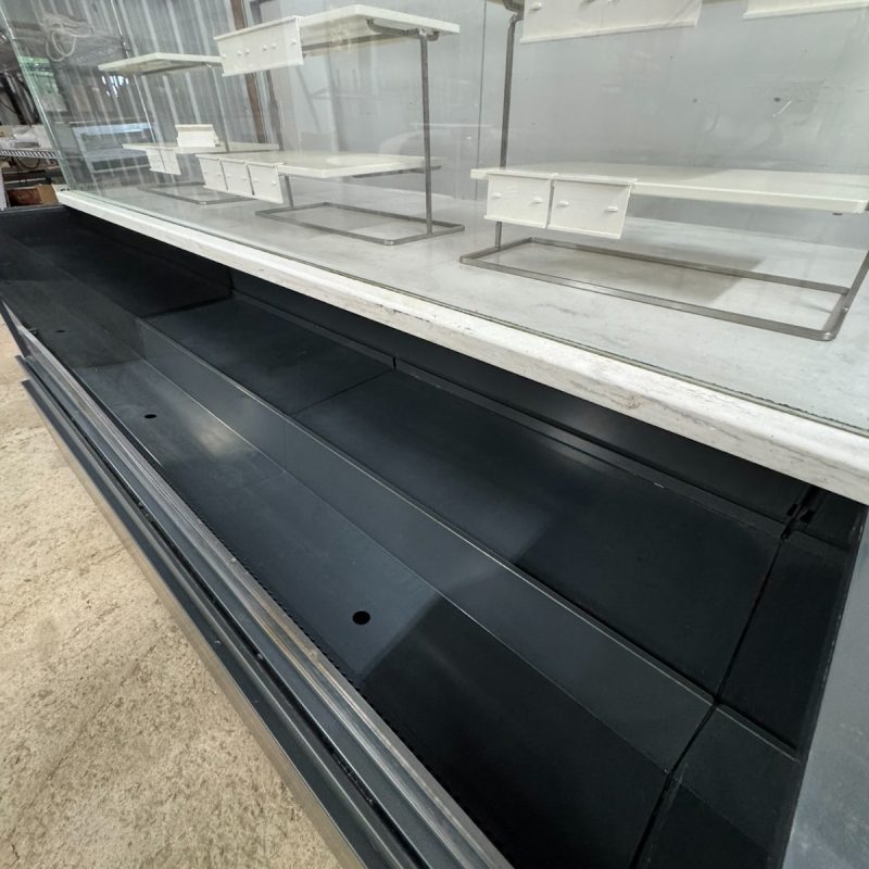 Structural Concepts SBZ6652DR Refrigerated Display Case - Image 18