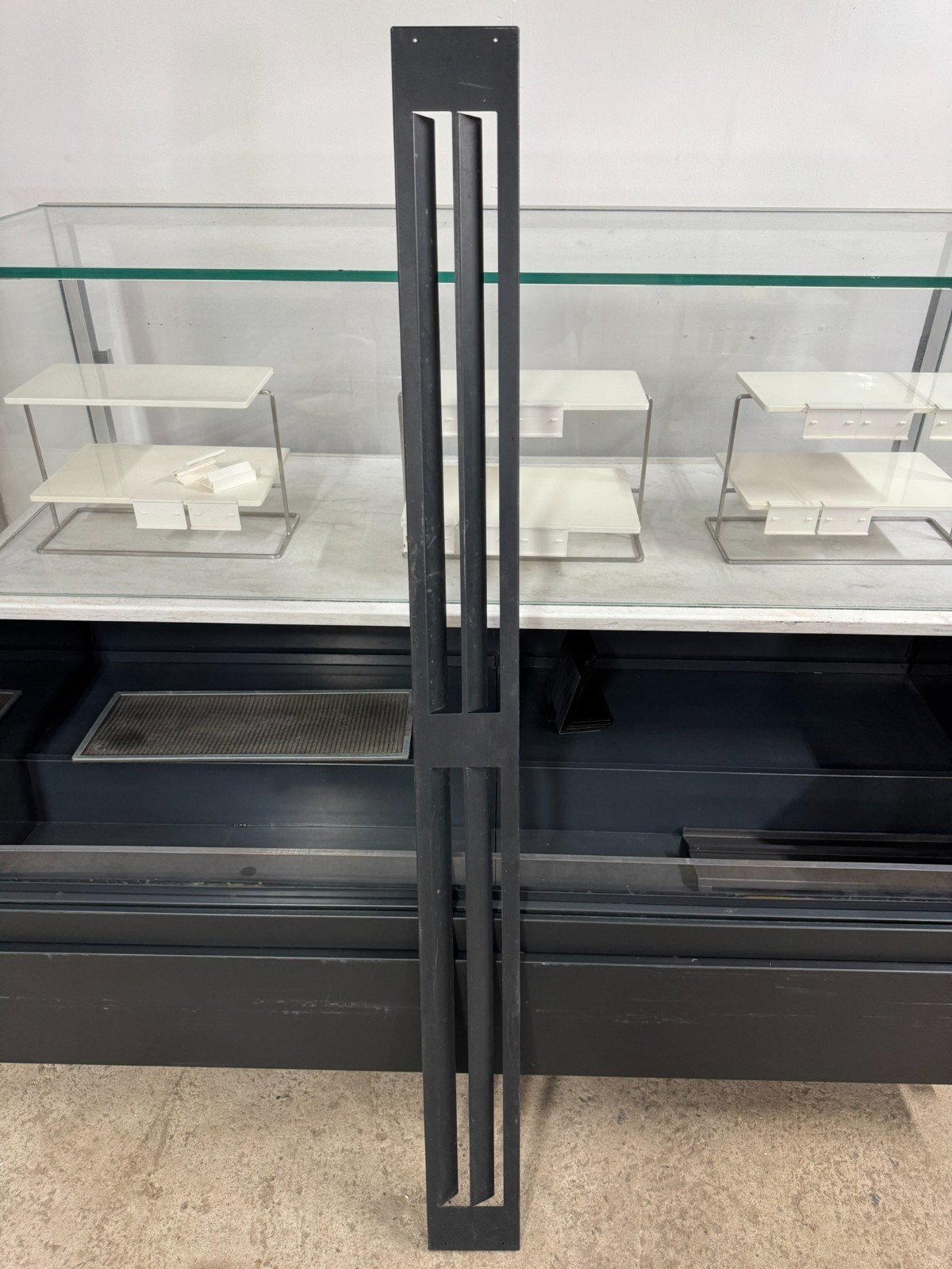 Structural Concepts SBZ6652DR Refrigerated Display Case - Image 5