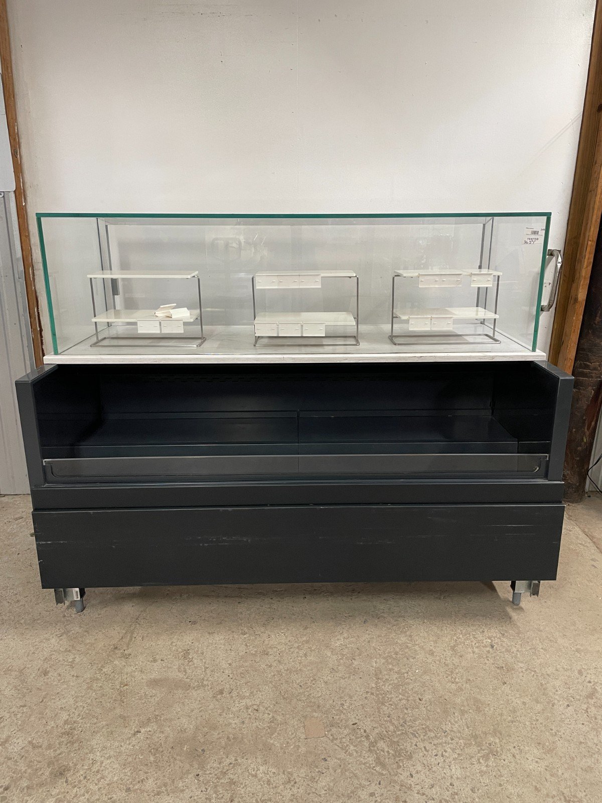 Structural Concepts SBZ6652DR Refrigerated Display Case