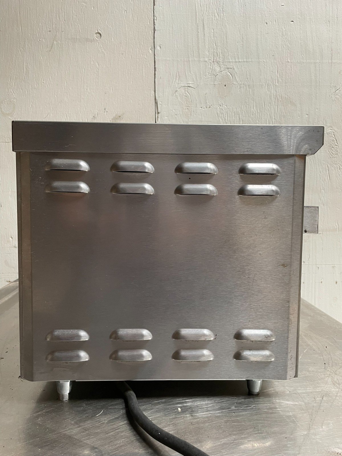 APW Wyott AT-EXPRESS Electric Conveyor Toasters - Image 12