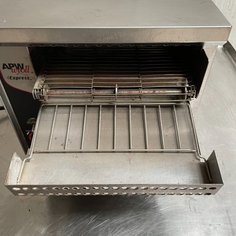 APW Wyott AT-EXPRESS Electric Conveyor Toasters - Image 8
