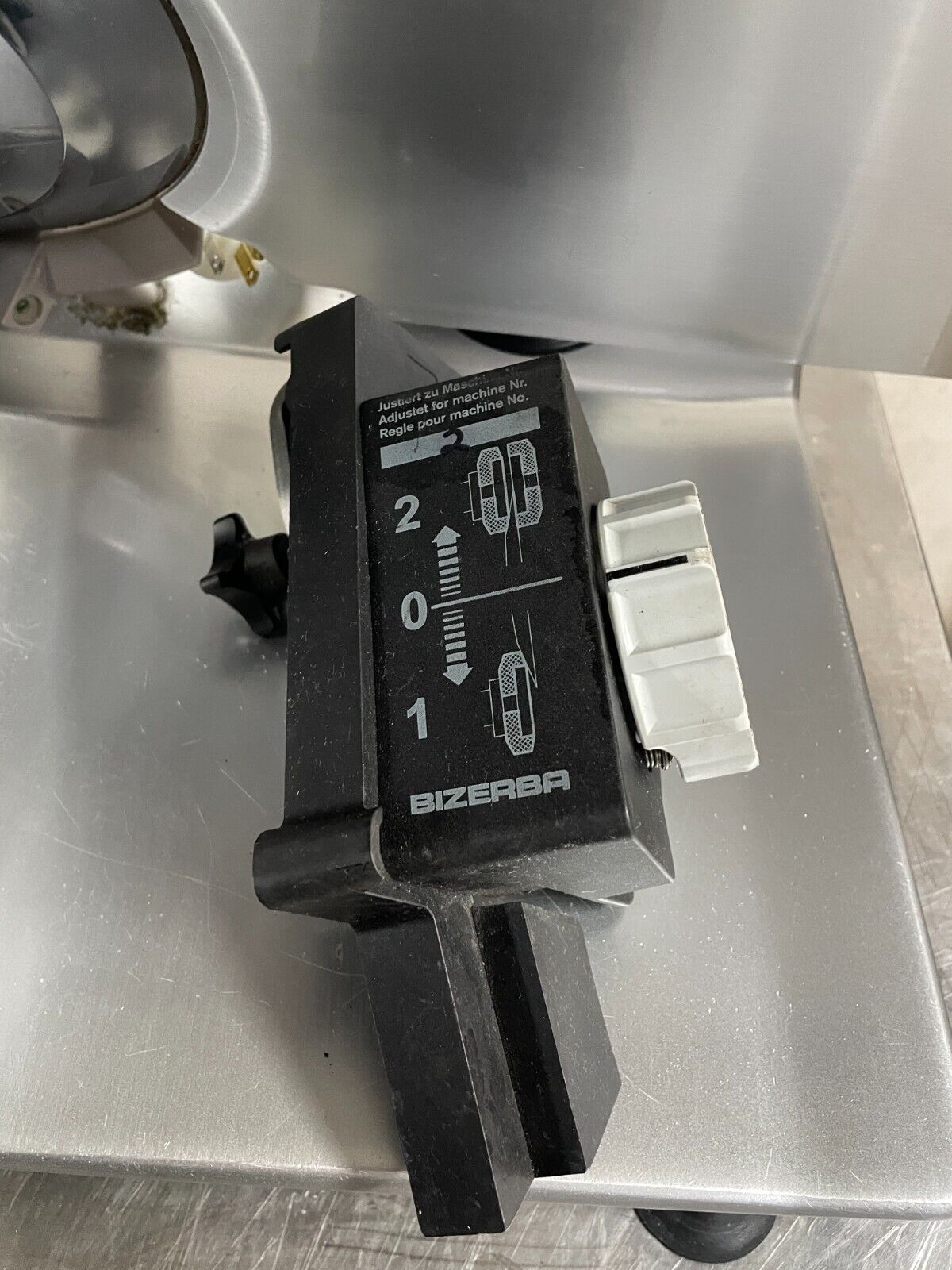 Bizerba GSP-H Deli Slicer w/ Sharpener - Image 15
