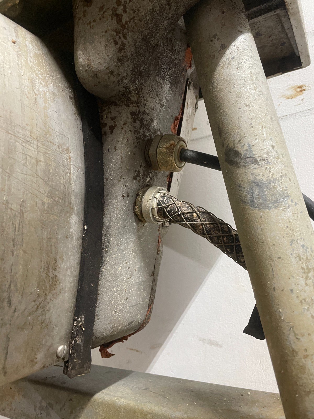 Hobart Meat Mixer Grinder - Parts Or Repairs - Image 7