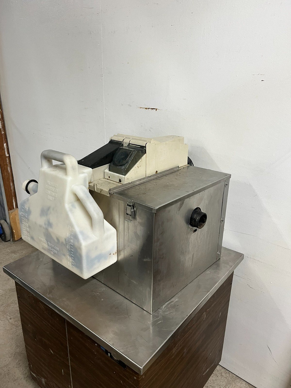 Thermaco W-250-IS Big Dipper Grease Trap - Image 4