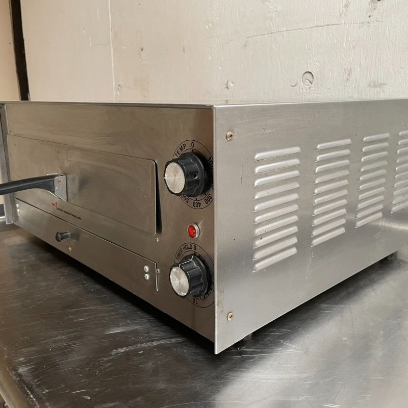 Wisco 560E Countertop Electric Pizza Oven - Image 6