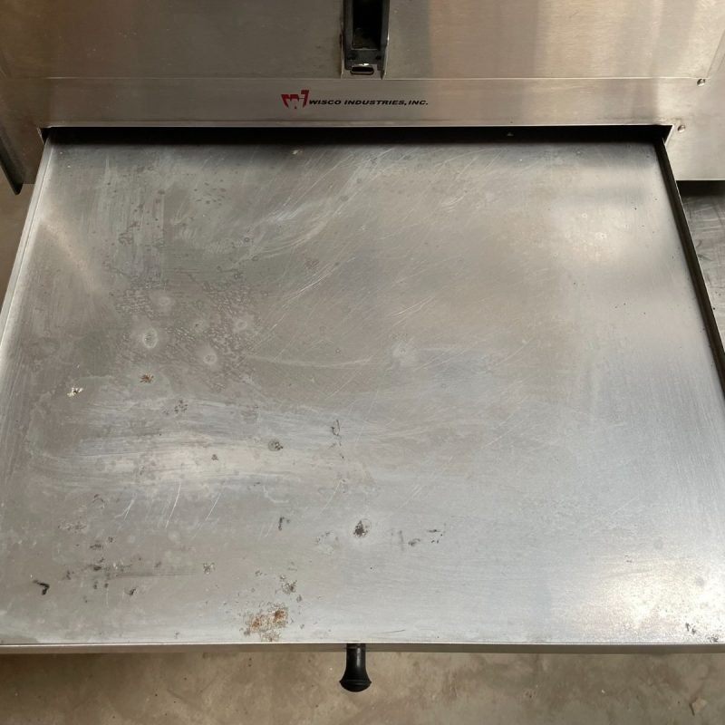 Wisco 560E Countertop Electric Pizza Oven - Image 9